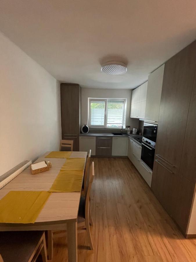 براتسيلافا Apartman Daxnerko - Samostatny Dvojpokojovy Byt المظهر الخارجي الصورة